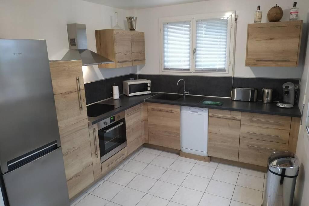 Appartement T3 Spacieux Avec Vue Sur L'Etang De Thau Au 1Er Etage D'Une Villa - Entree Independante Сет Екстер'єр фото